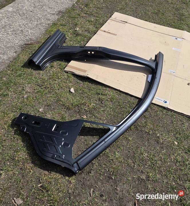Próg słupek B prawy rama drzwi VW Golf Sportsvan dolnośląskie sprzedam