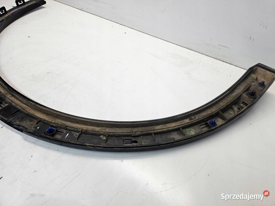 LISTWA BŁOTNIKA PRAWY TYŁ AUDI Q3 8U 8U0853818A Przystajń