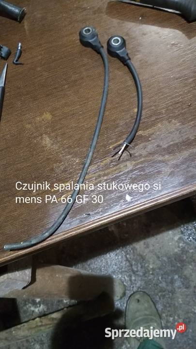 Czujnik spalania stukowego PA66GF30 Audi Golina