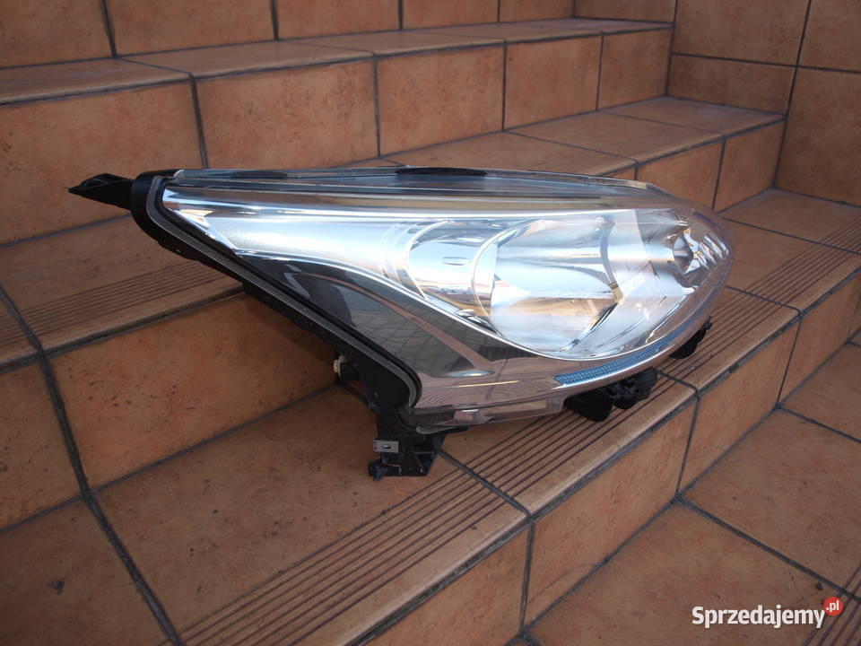 Nissan E NV200 ENV200 lampa prawa przód zwykła prawe wielkopolskie Kalisz sprzedam