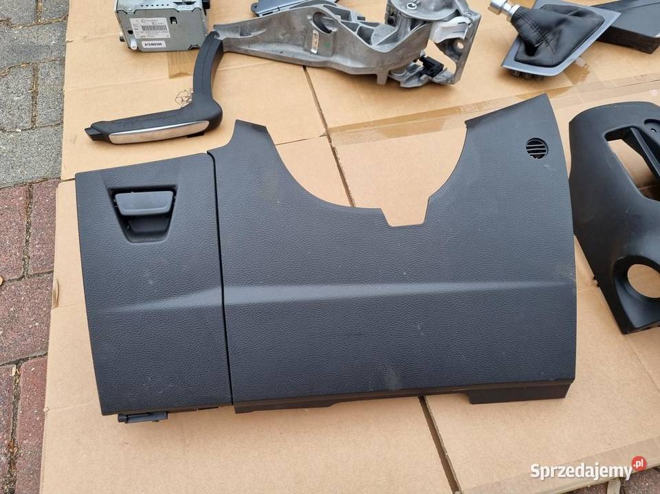 OSŁONA KONSOLI POD KIEROWNICE FORD FOCUS MK3 sprzedam