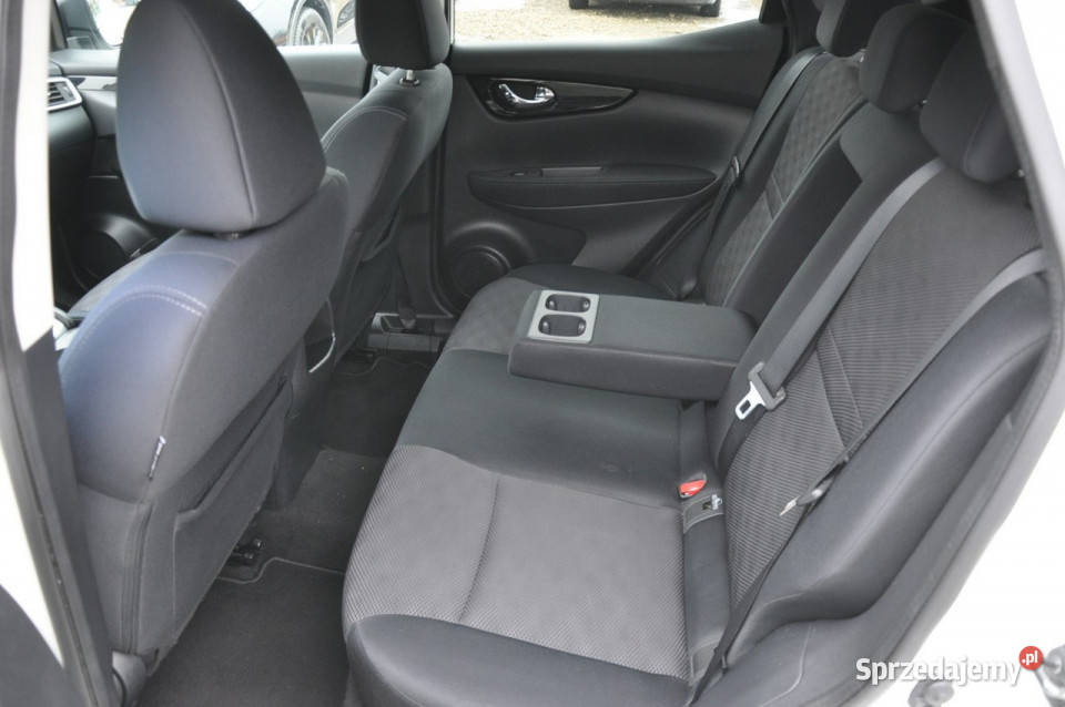 Nissan Qashqai 16T 160 LED Kamera 360 Navi