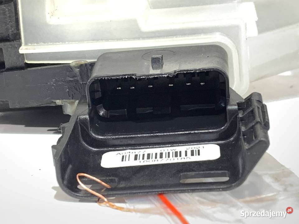 ZAMEK DRZWI PRAWY TYŁ OPEL CROSSLAND Hatchback Motoryzacja