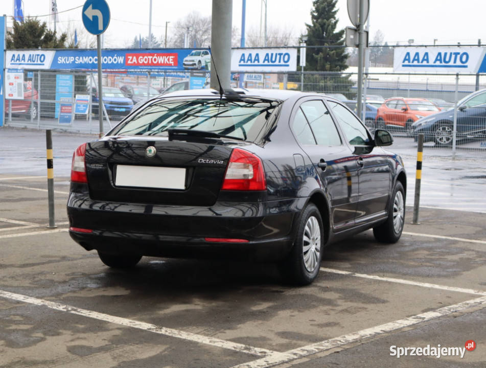 Skoda Octavia 12 TSI 77KM Łódź
