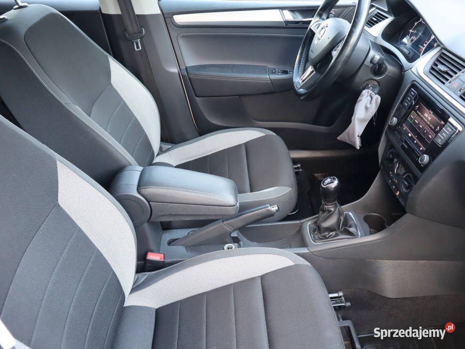 Skoda Rapid 10 TSI centralny zamek sprzedam