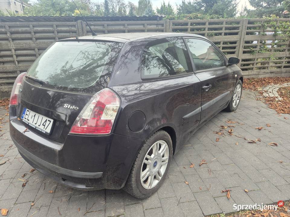 Stilo 18 16v 133 OC bezwypad nowy rozrząd Rok produkcji 2002 Łódź