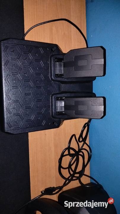 Kierownica trustmaster Pozostałe Wywłoczka