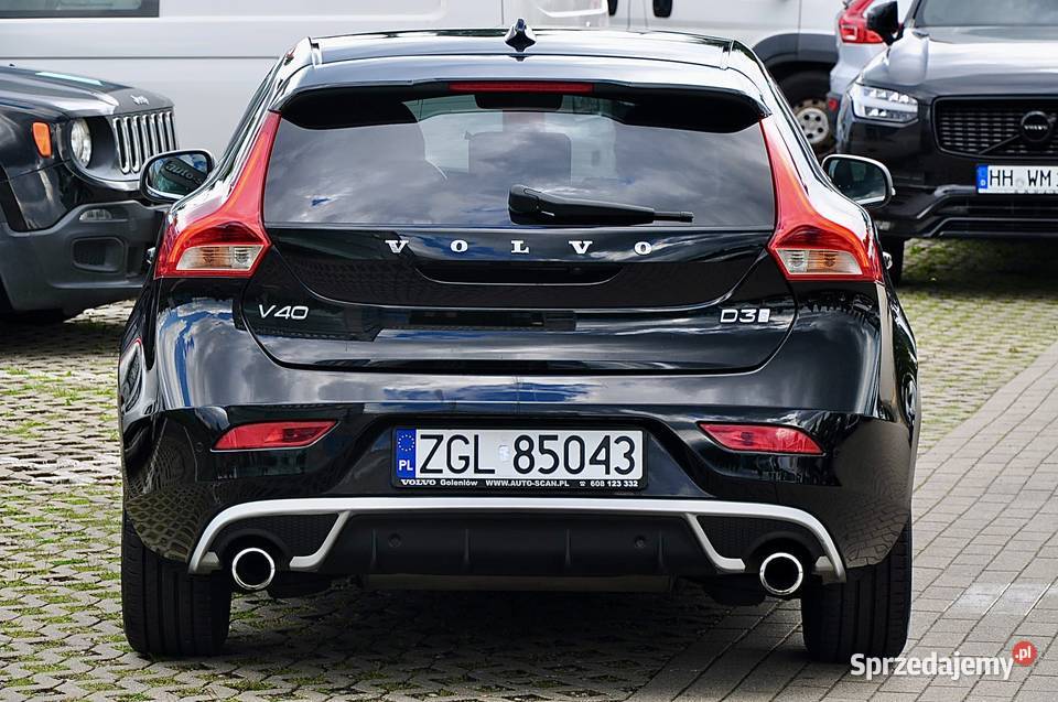 Volvo V40 20D R DESIGN 20D 150 2018r KAMERA zachodniopomorskie Goleniów