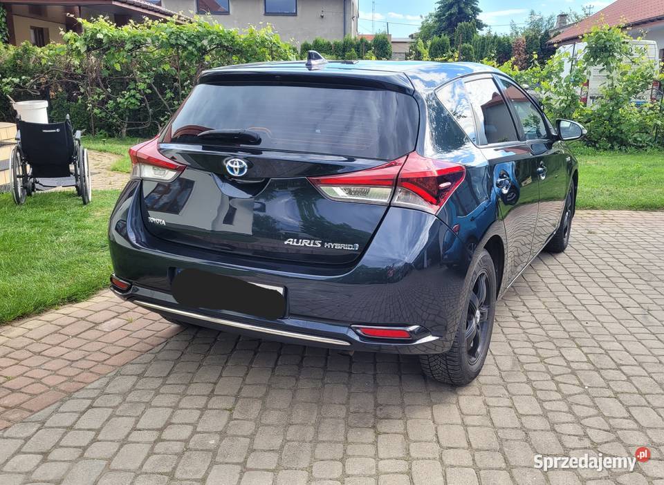 18 hybryda 75000 2016r Auris Warszawa
