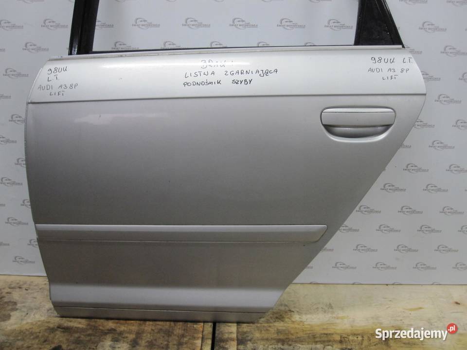 AUDI A3 8PA LIFT 09r drzwi lewe tył Drzwi
