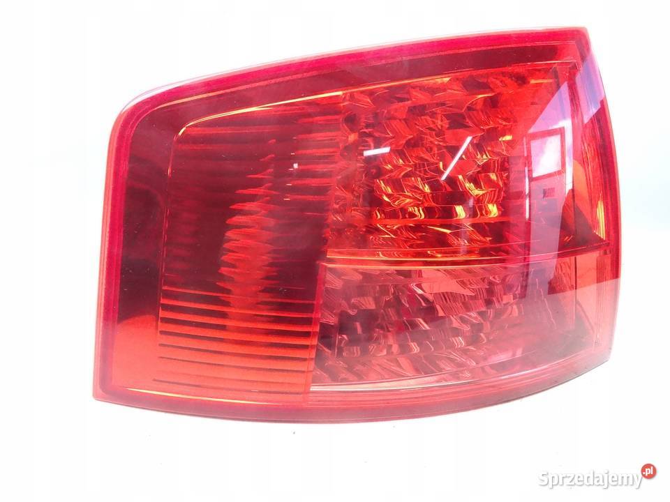 4E0945095C AUDI A8 D3 0307 KIERUNKOWSKAZ MIGACZ wielkopolskie Przemęt