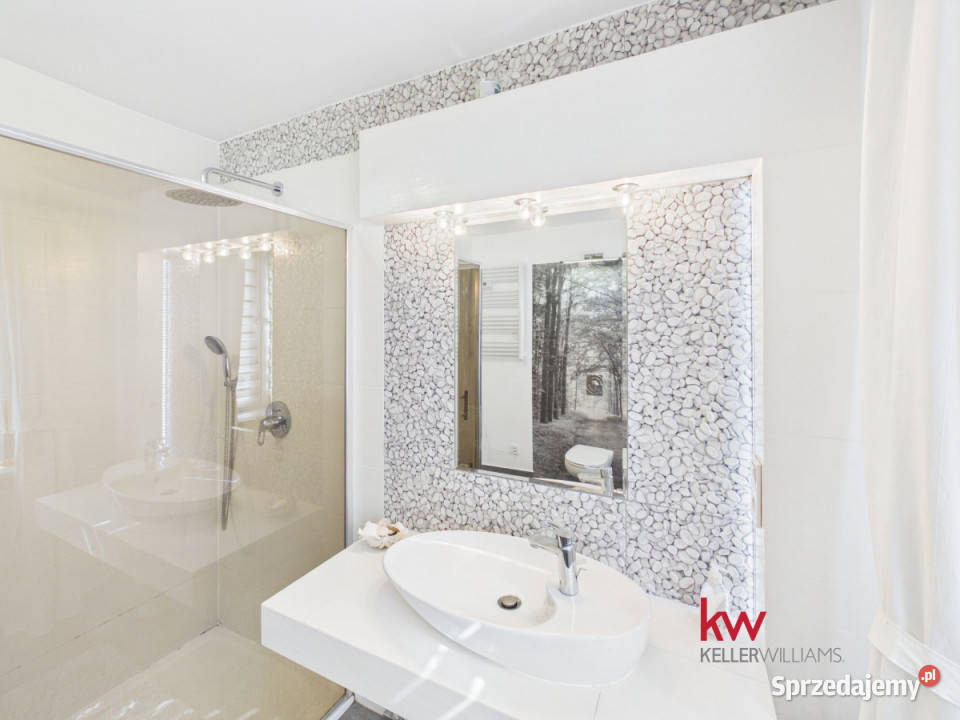 Dom wolnostojący 280m2 Janów