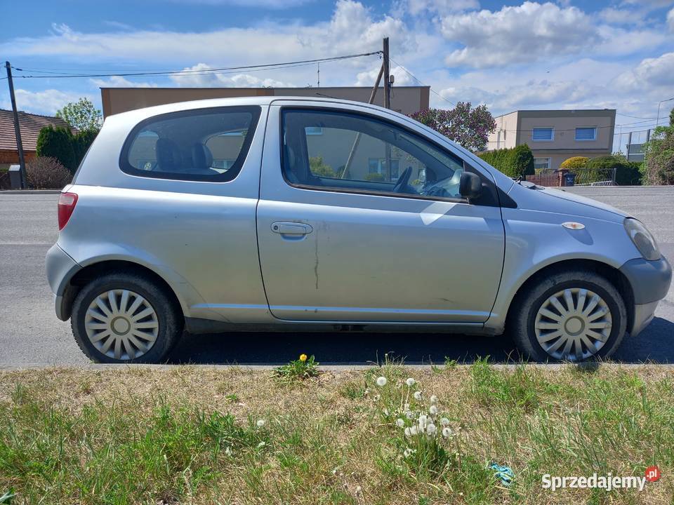 Sprzedam Toyota Yaris I 10 1999r 68KM Opole sprzedam
