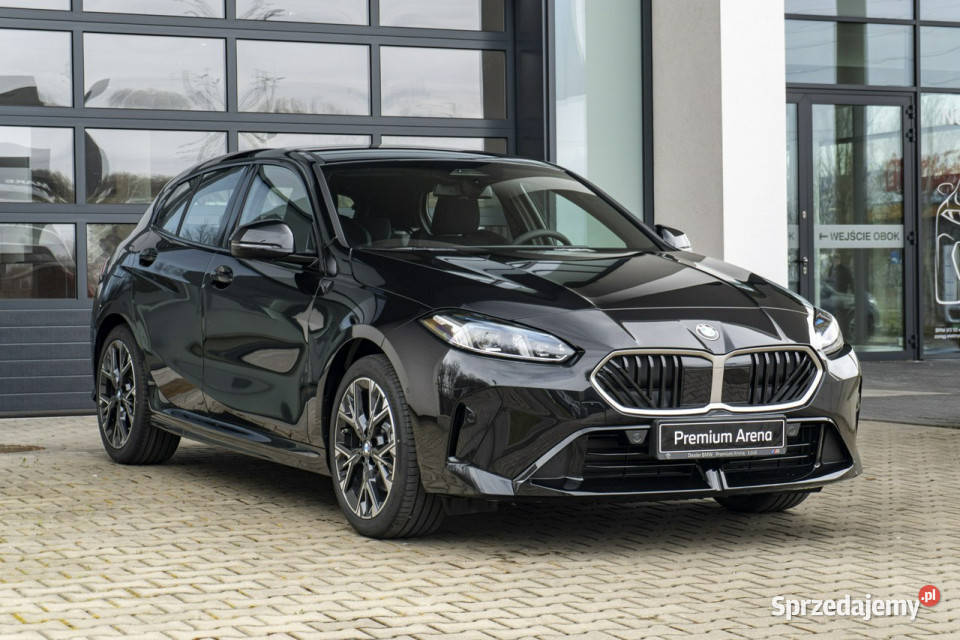 BMW 120 BMW 120 Dostępny ręki F70 2024 1499cm3 Łódź