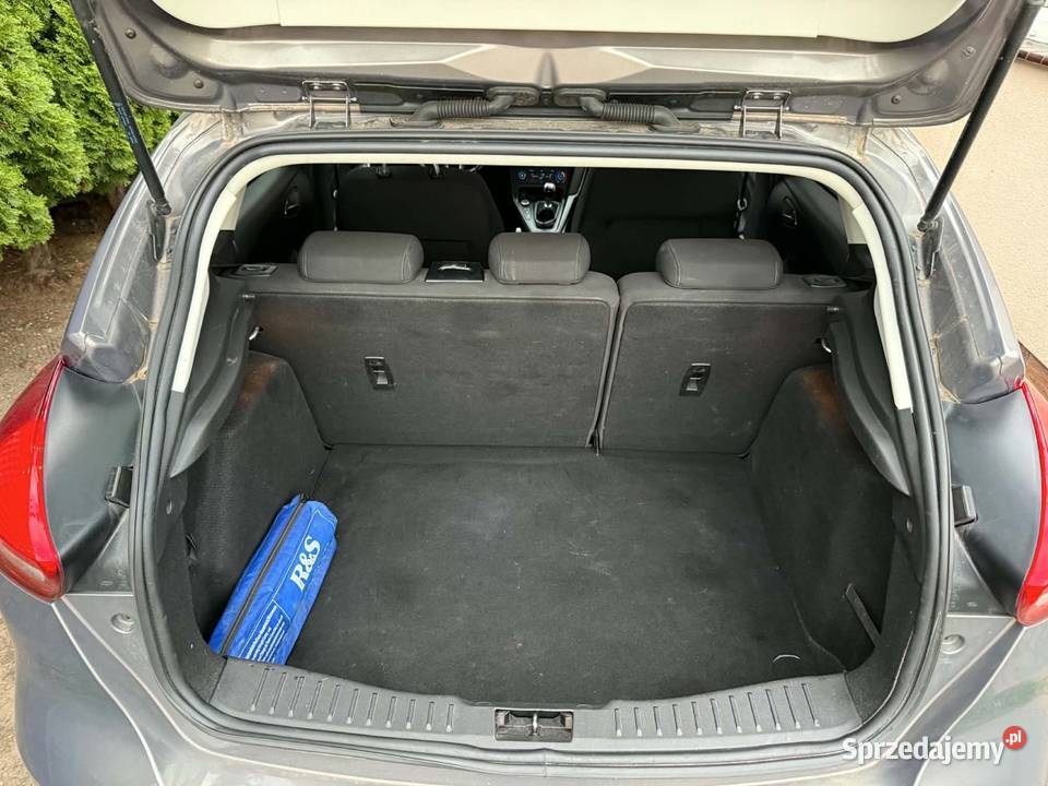 Ford Focus MK3 FL 16 TDCi bogata wersja bluetooth Września