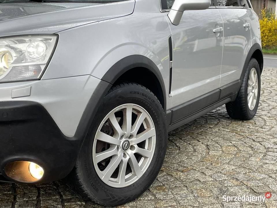 Opel Antara Cosmo 4x4 Bezwypadkowy w oryginale srebrny sprzedam