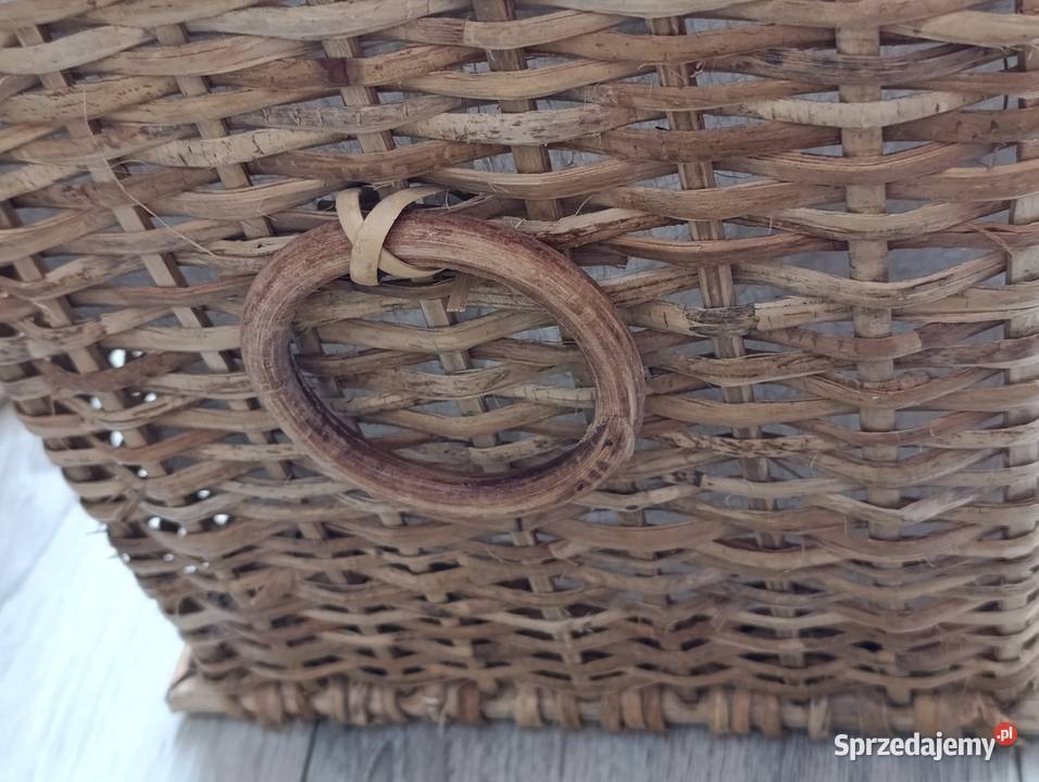 kosz skrzynia chyba wiklinowa zamykana Pozostałe wielkopolskie sprzedam