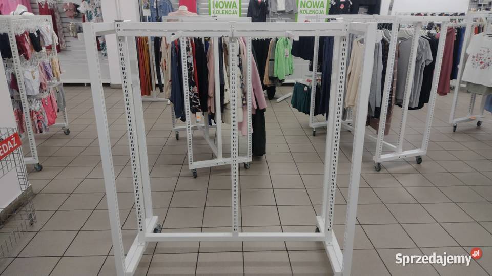 Sklep odzieżowy z całym wyposażeniem ubrania Zawiercie sprzedam