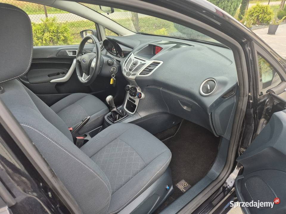 Ford Fiesta mk 7 125 Benzyna Klima Elektryka z Brudzeń Duży