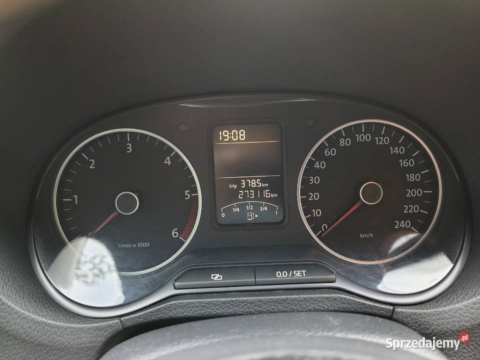 SPRZEDAM SAMOCHÓD VW POLO Z 2010 ROKU Warszawa
