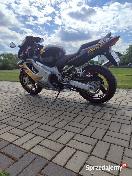 Honda CBR 600 F4