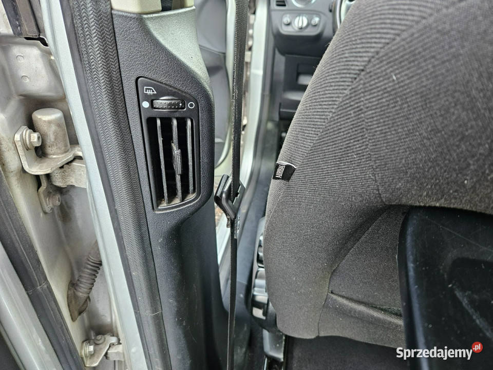 Ford Galaxy 7 osobowy Klimatyzacja automatyczna Rok produkcji 2011