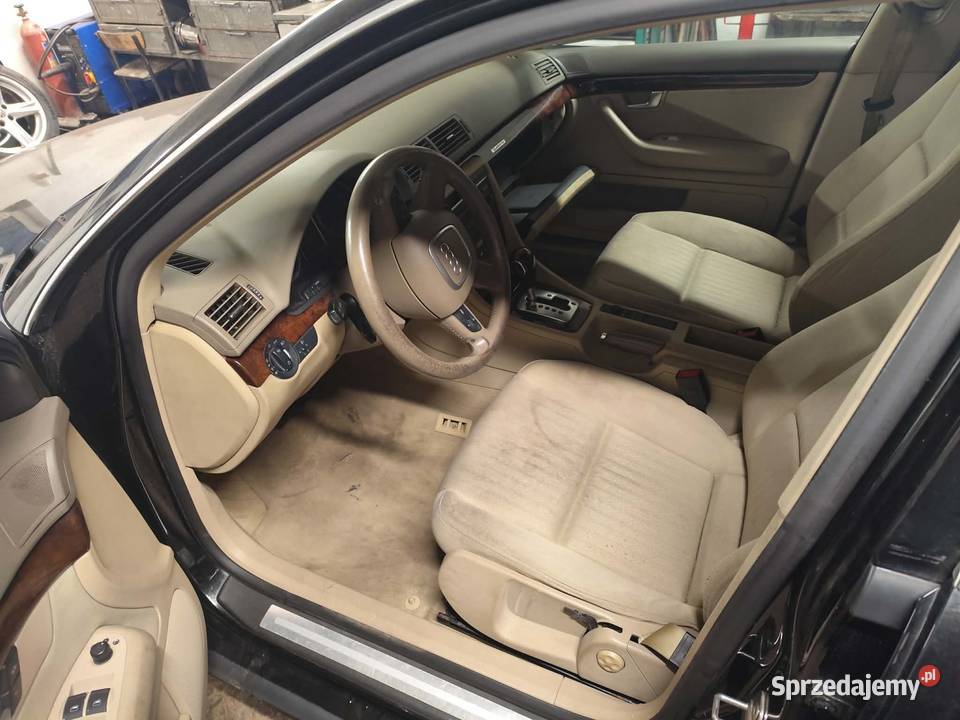 SPRZEDAM CZYTAJ OPIS uszkodzony łódzkie Poddębice sprzedam