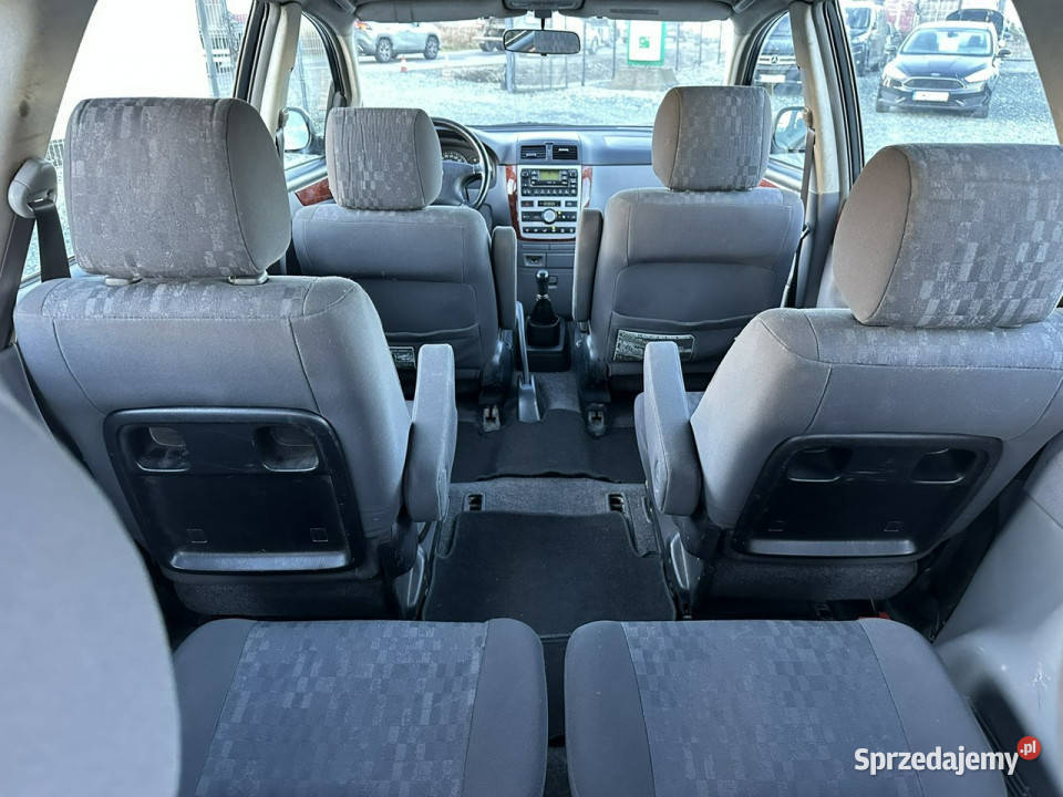 Toyota Avensis Verso 20 D4D 116 2001r 6 osobowa 4/5 Wojkowice