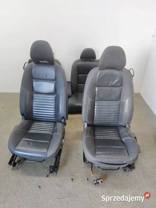 FOTELE KANAPA BOCZKI KOMPLET R DESIGN SKÓRA Rok produkcji 2012 świętokrzyskie