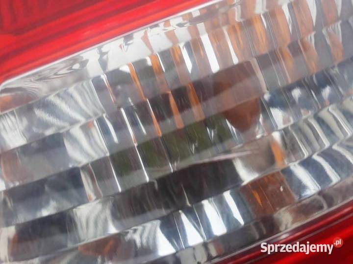 Lampa tylna prawa lewa Suzuki Liana hatchback małopolskie Kraków