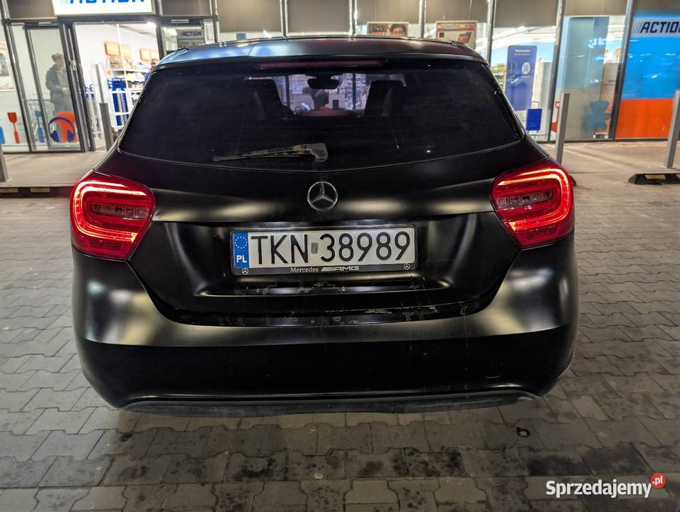 Mercedes A180 16 Benzyna Czarny Mat Panamericana wielofunkcyjna kierownica łódzkie Raków Duży
