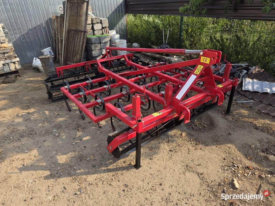 Agregat uprawowy przedsiewny AgroFactory Caro 21 Rolnictwo