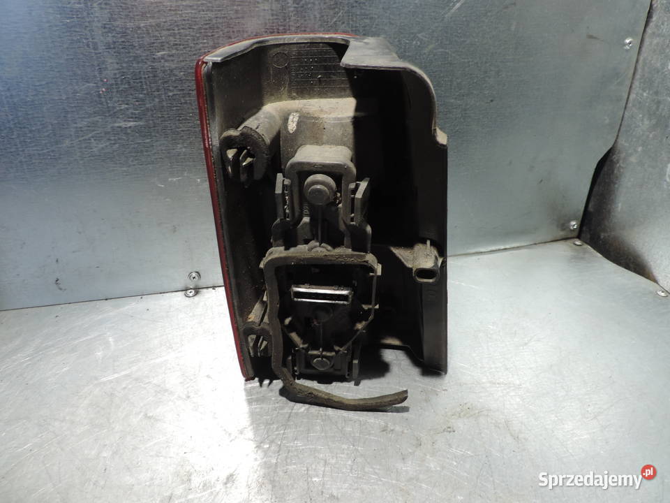 Lampa prawy tył Citroen Berlingo I Peugeot sprzedam