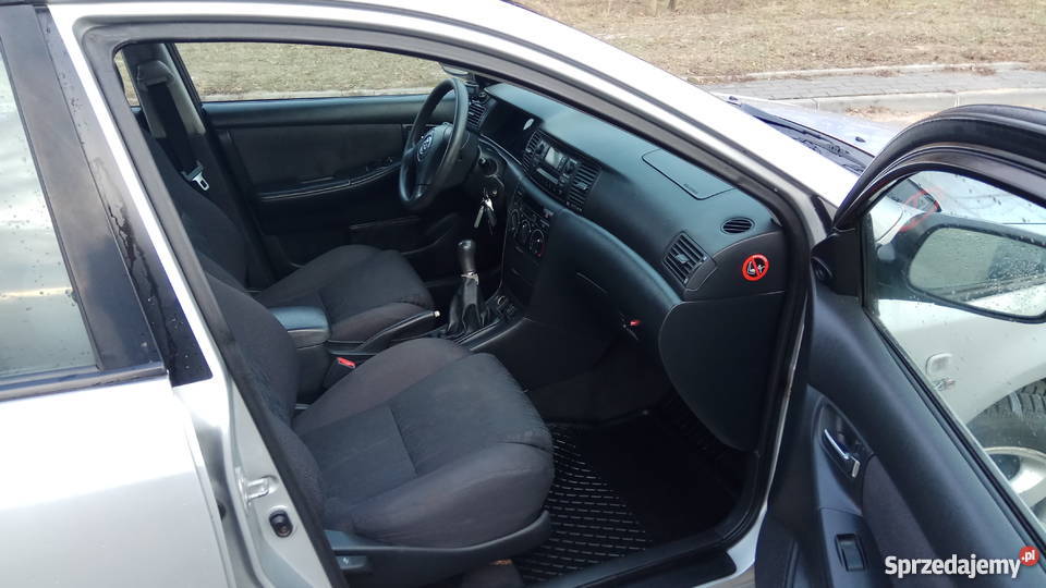 Toyota Corolla E12 20 d4d Lift hatchback 5drzwi diesel sprzedam