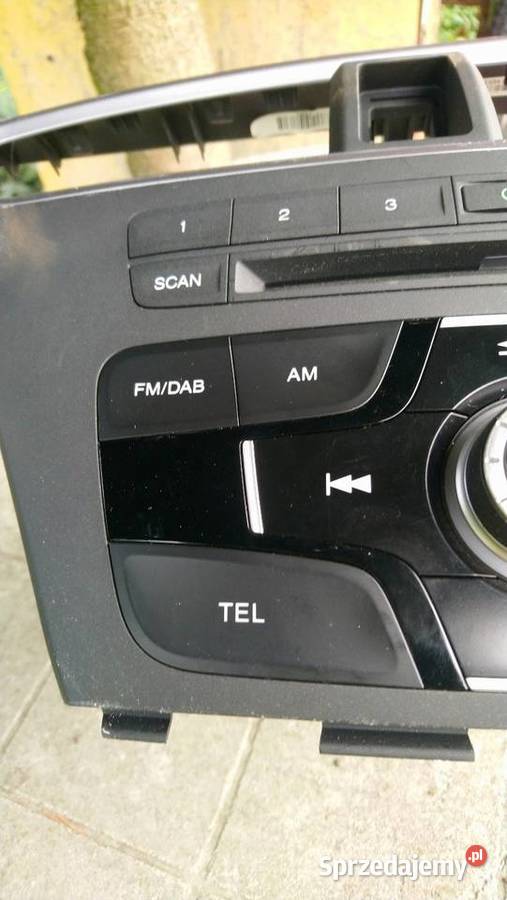 Radio odtwarzacz CD z panelem sterującym do Sprzęt audio fabryczny Brwinów