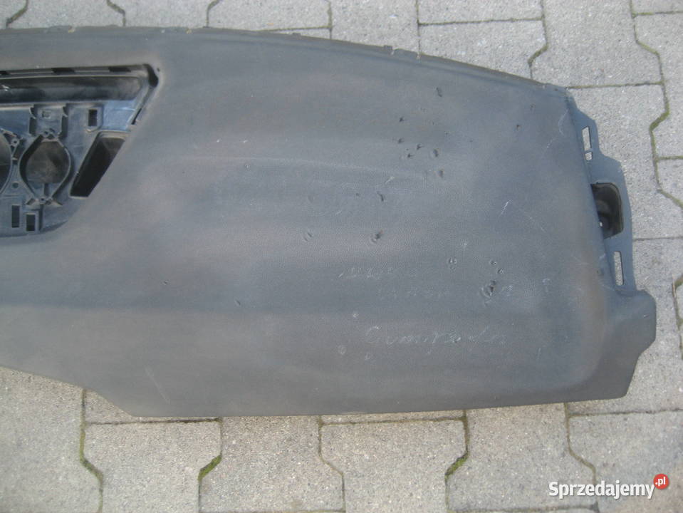 bmw x1 u11 deska rozdzielcza konsola uszkodzona Rakoniewice