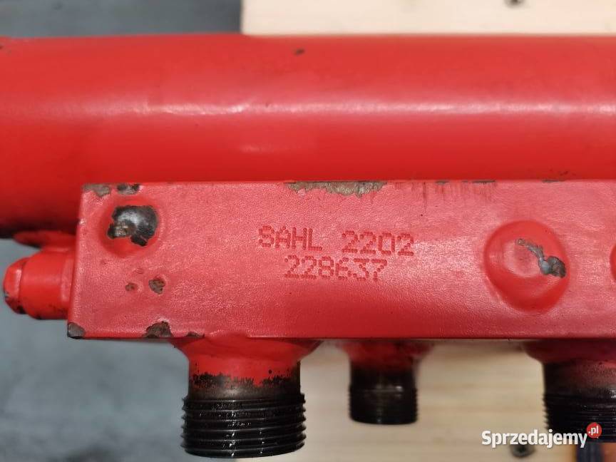 Manitou MLA 628 Cylinder hydrauliczny przelewowy Wilkowo