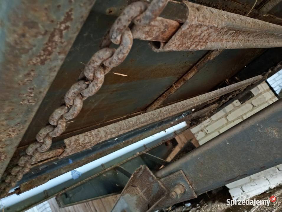 Rozrzutnik obornika 35t Babice sprzedam