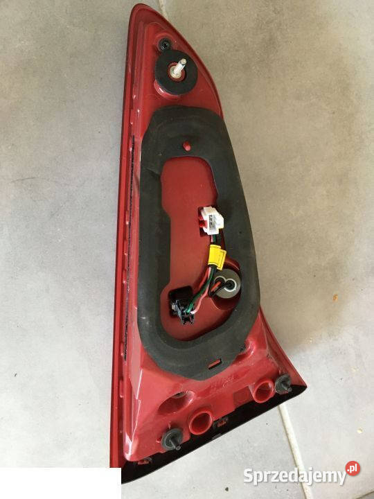 HYUNDAI I20 LIFT LAMPA TYŁ PRAWA LED W KLAPE Kozubszczyzna