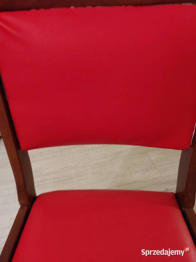 Restored Chairs and Poufs from the times of the Bydgoszcz sprzedam