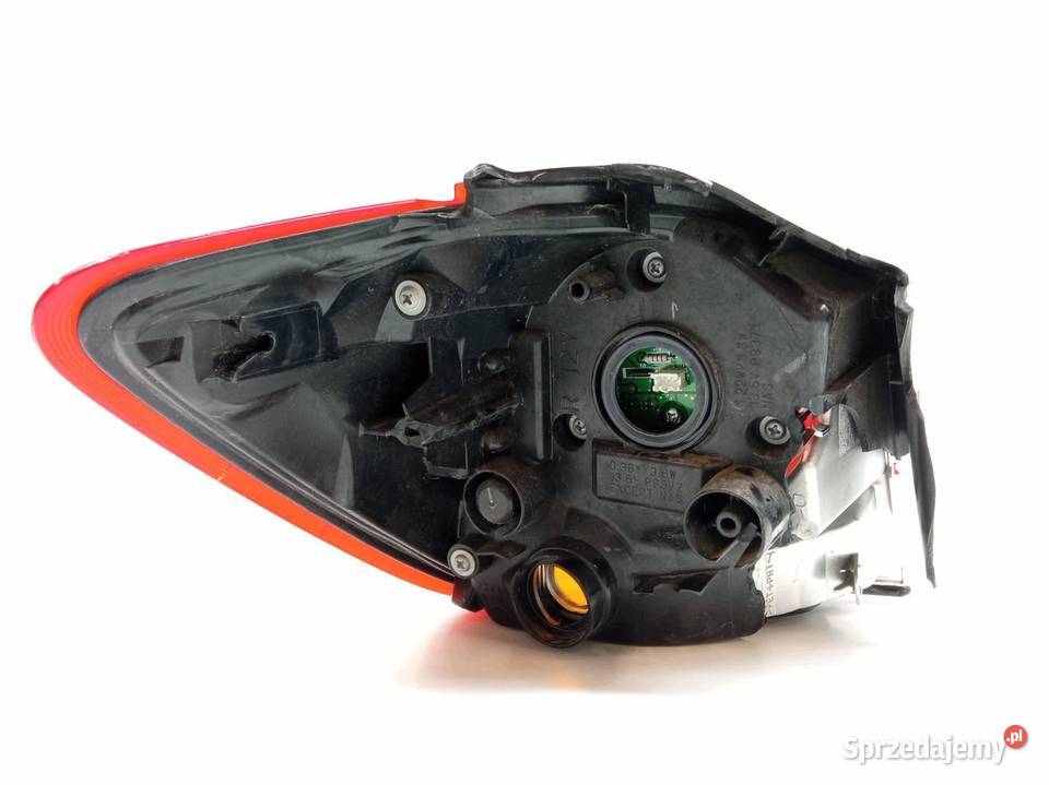 LAMPA TYŁ PRAWA LIFT 19R USZKODZONA Mitsubishi osobowe Lampy tylne sprzedam