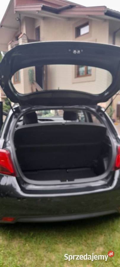 Toyota Yaris 10 czarny Opoczno