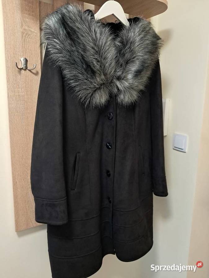 Kożuch damski długi czarny z kapturem 4446 do szary/srebrny Kraków