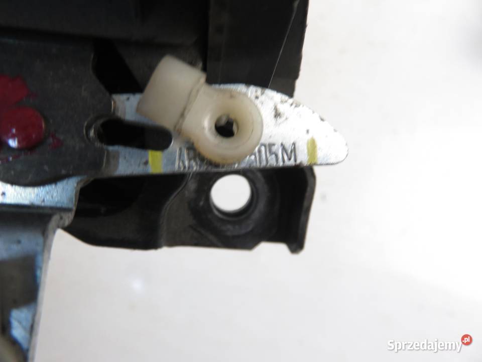 ZAMEK KLAPY AUDI A6 C5 Avant 4B9877505M