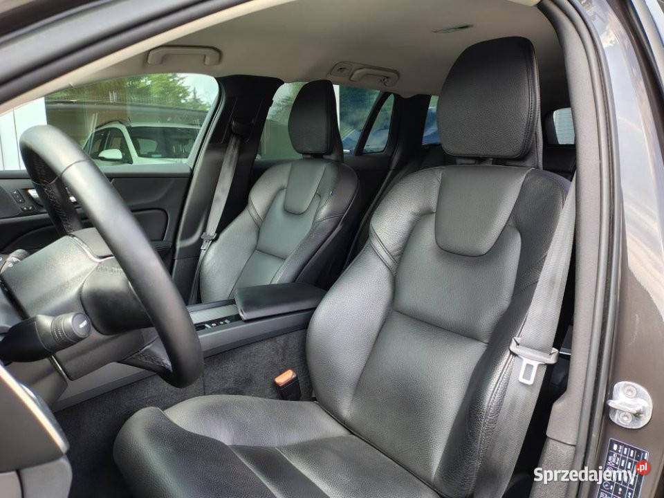 Volvo V60 2023r kamera skóra el klapa FV23