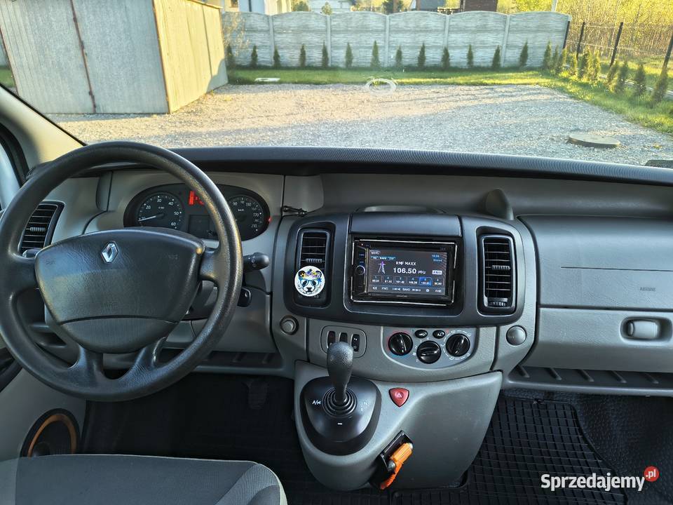 Renault Trafic 2010 25dci 150 2xdrzwi przesuwne Kielce