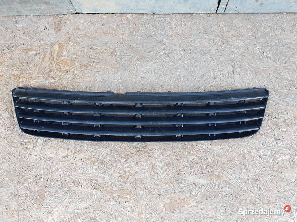VW PASSAT B5 GRILL ATRAPA ZDERZAKA PRZÓD