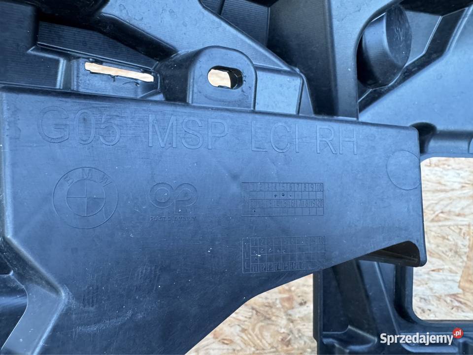 Ślizg stelaż mocowanie zderzaka przód BMW g05 osobowe Sieraków
