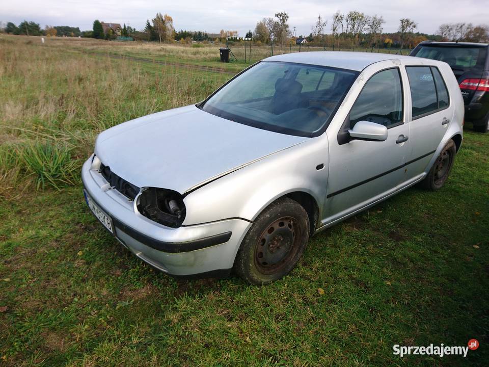 Sprzedam VW Golf IV 14 albo na części Goleniów sprzedam