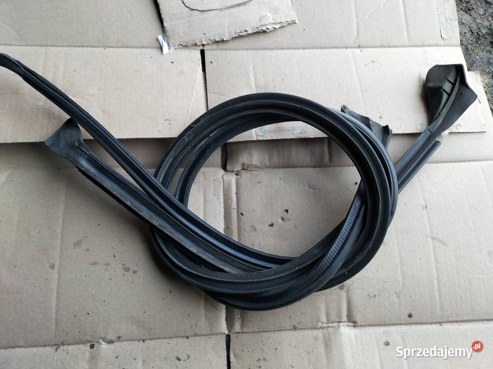 RENAULT CLIO 2 3D USZCZELKA DACHU DRZWI PRAWA Kamień-Kolonia